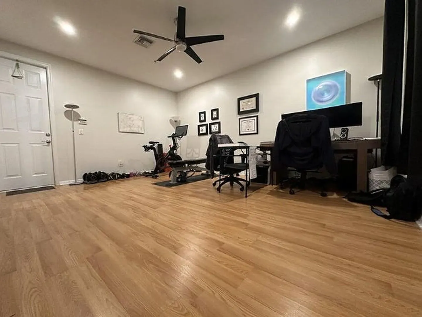 3 bed, 1938 sqft, $4,000 — Photo 2