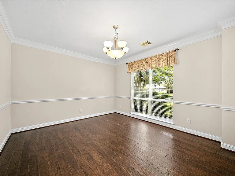 22430 Water Edge Ln — Photo 8