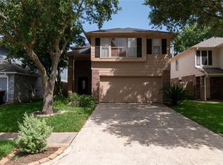 19506 Rocky Bank Dr, Tomball, TX 77375