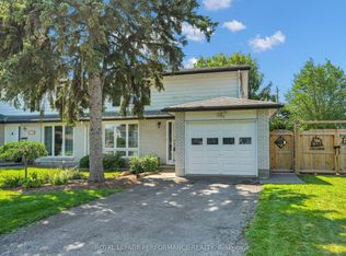 1080 Cloverlawn Ct, Ottawa, ON K1J6V8