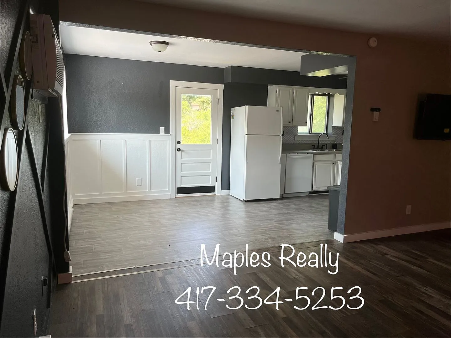 2 Bed / 1 Bath Home, Utilities Included - Hollister Mo — Photo 4