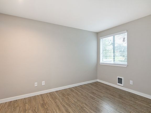 5th image of 2557 14th Ave W APT 502