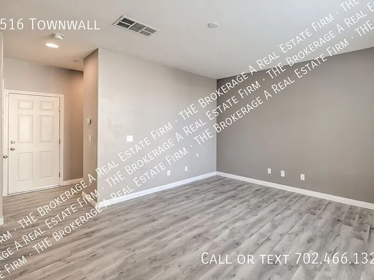 4516 Townwall — Photo 25