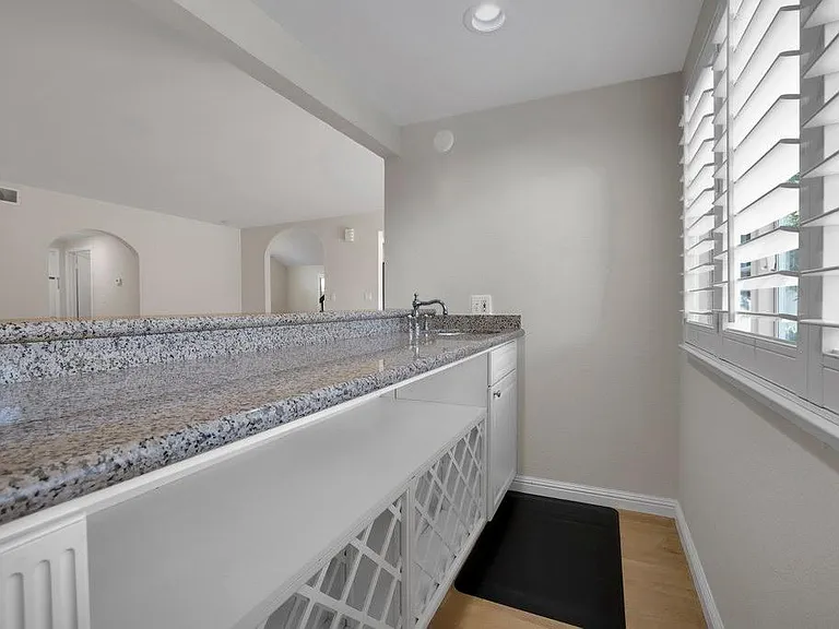 976 Pizarro Ln — Photo 22