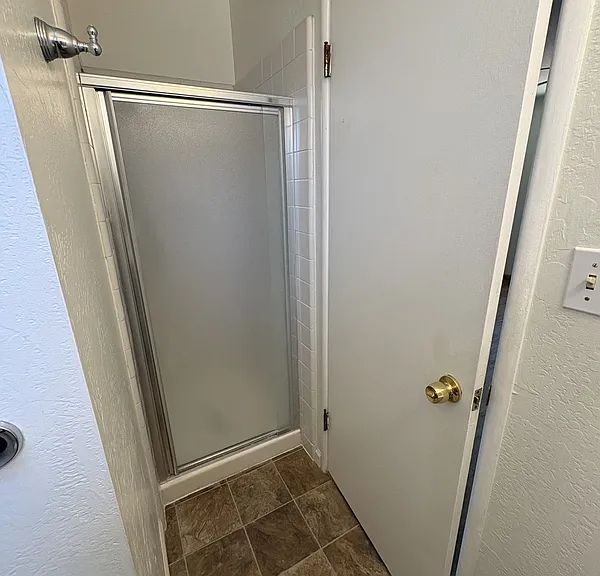 7631 Adrian Dr — Photo 20