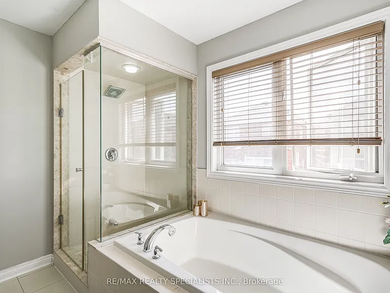 18 Rogers Trl — Photo 24