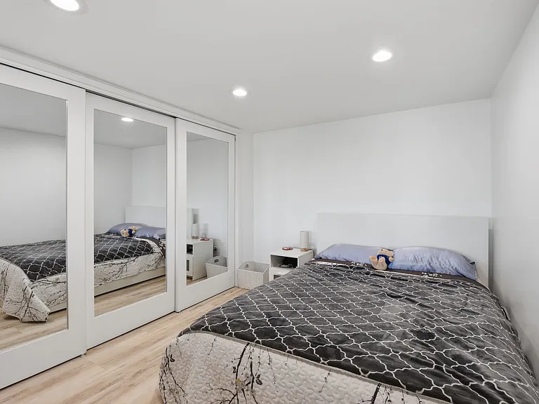 12704 Holmes Point Dr NE — Photo 23