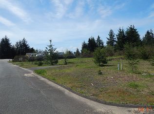 91546 Grinnell Ln, Coos Bay, OR 97420