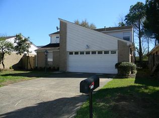 9523 Sharpview Dr, Houston, TX 77036