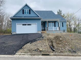 2624 Magnolia St, Endicott, NY 13760