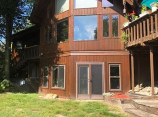 9509 Chadwick Rd, Laingsburg, MI 48848