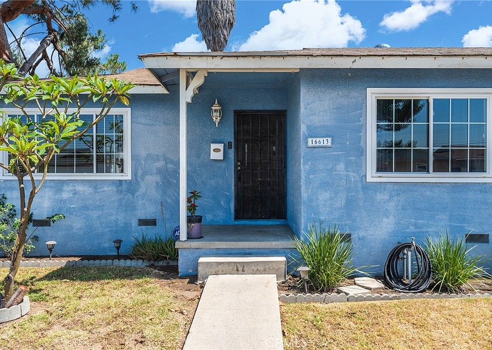 1st image of 16613 E Edna Pl