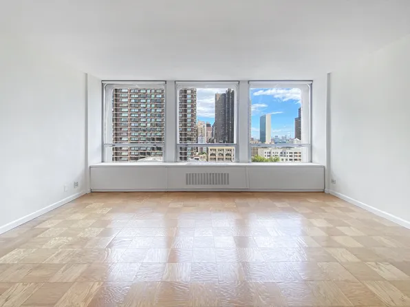 300 East 33rd Street image 1 of 15