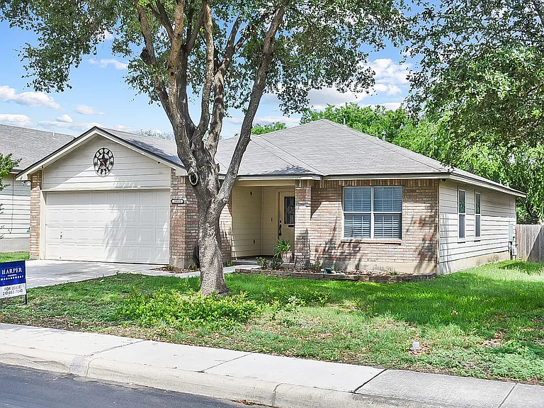 10003 Magnolia Riv — Photo 2