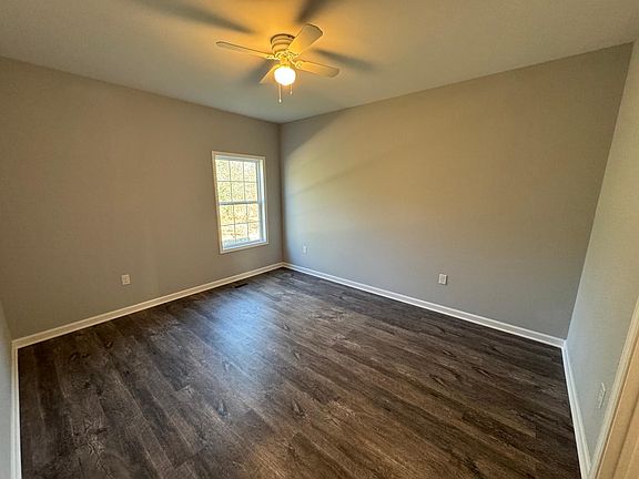2nd image of 225 Village Ln