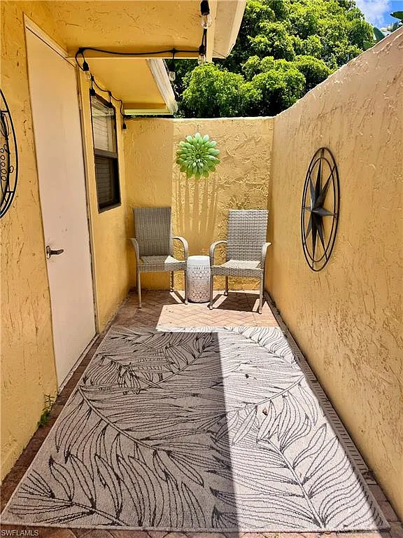 2 bed, 2.0 bath, 1080 sqft, $5,200 — Photo 4