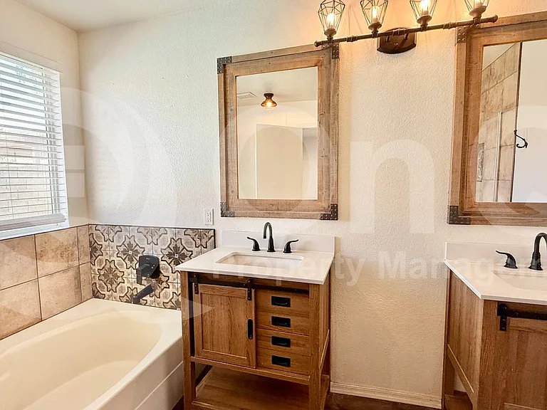 641 S Golden Key St — Photo 17