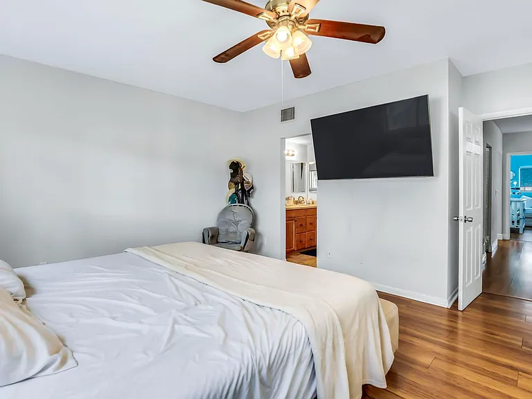 8858 NW 48th St #8858 — Photo 16