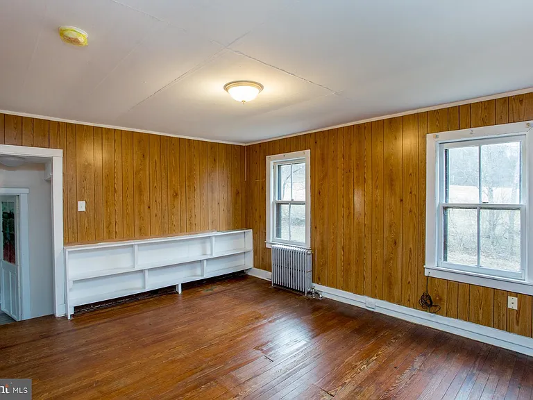 120 Tabor Rd — Photo 37