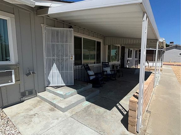 4th image of 150-35 E Lakeshore Dr