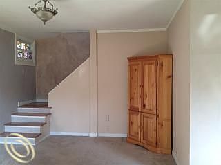 3rd image of 34198 Orangelawn St