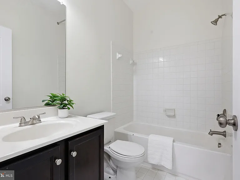 320 Timber Mill Ln — Photo 27
