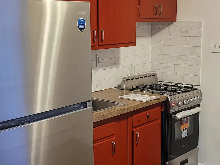 7712 Watson St #3 — Photo 35