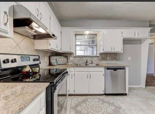 801 W Forest Dr, Mustang, OK 73064
