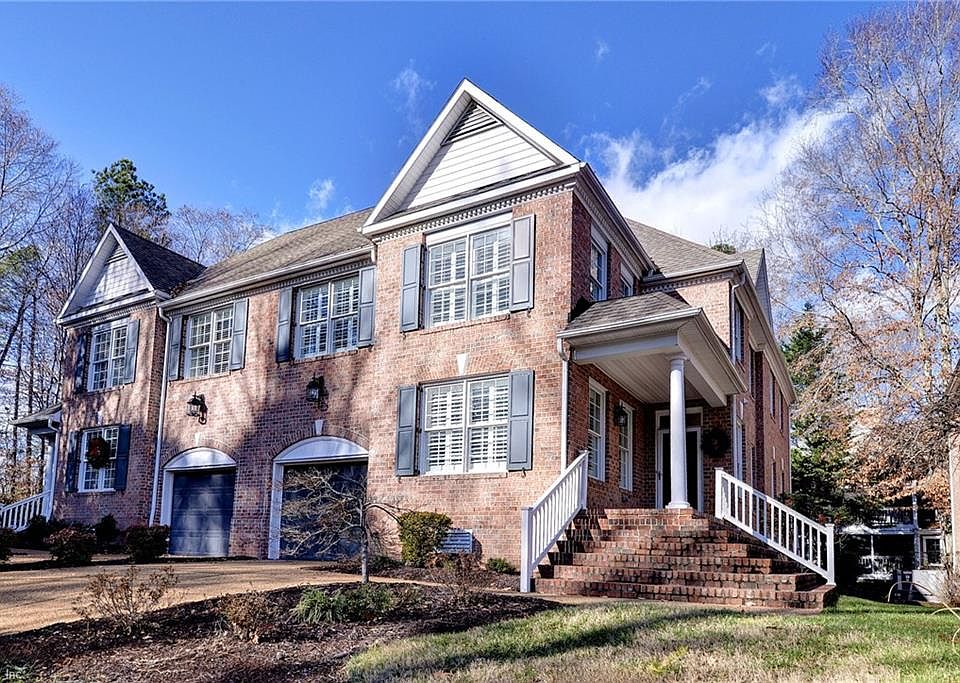 1st image of 180 Exmoor Ct