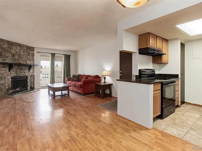 8555 Fairmount Dr #A201 — Photo 17