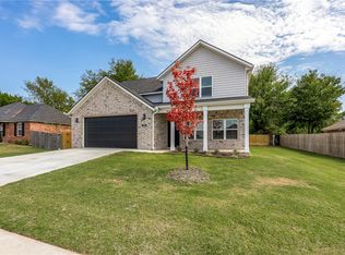 400 Oakley St, Pea Ridge, AR 72751