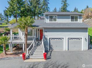 800 China Garden Rd, Kalama, WA 98625