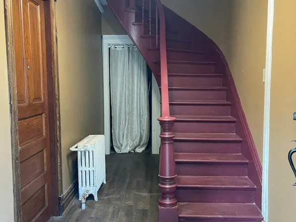 710 W 4th St #712-1/2, Red Wing, MN 55066