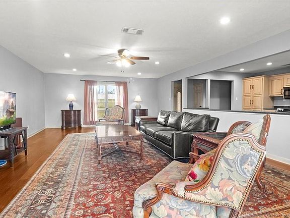 2nd image of 6515 Sun Meadow Ln