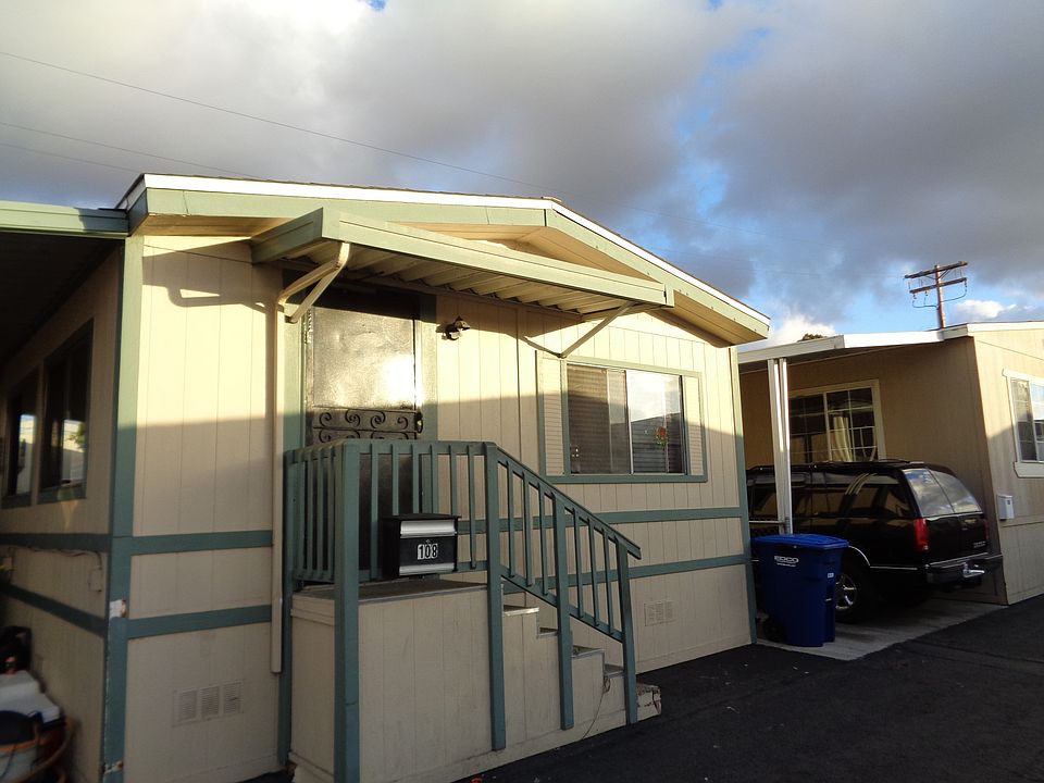 2nd image of 402 63rd St Space 108
