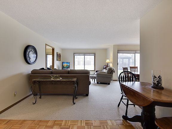 3rd image of 7220 York Ave S APT 118