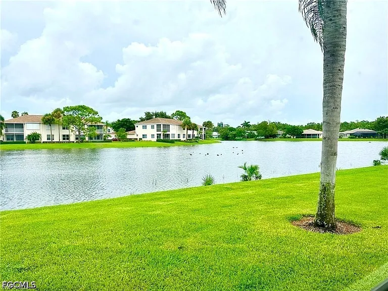 25762 Lake Amelia Way #105 — Photo 21