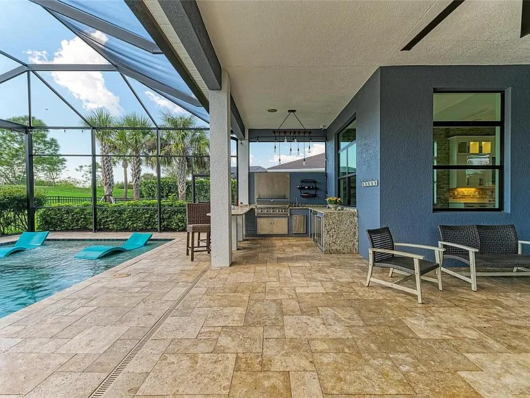 8969 Bernini Pl — Photo 32