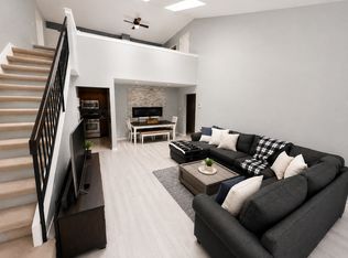 814 Valley Glen Rd, Elkins Park, PA 19027