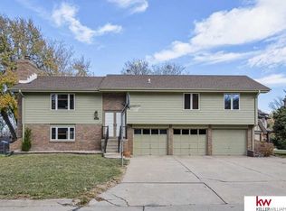 2421 S 167th St, Omaha, NE 68130