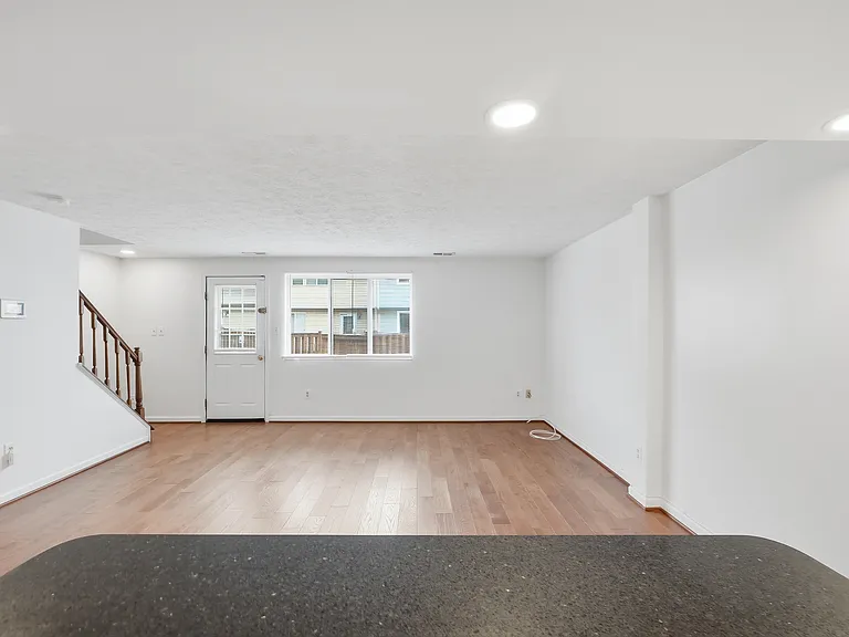 7 Leatherwood Ct — Photo 7