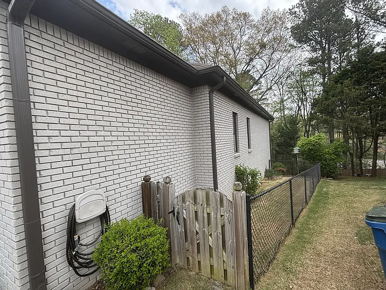 1209 Ivy Brook Cir — Photo 48