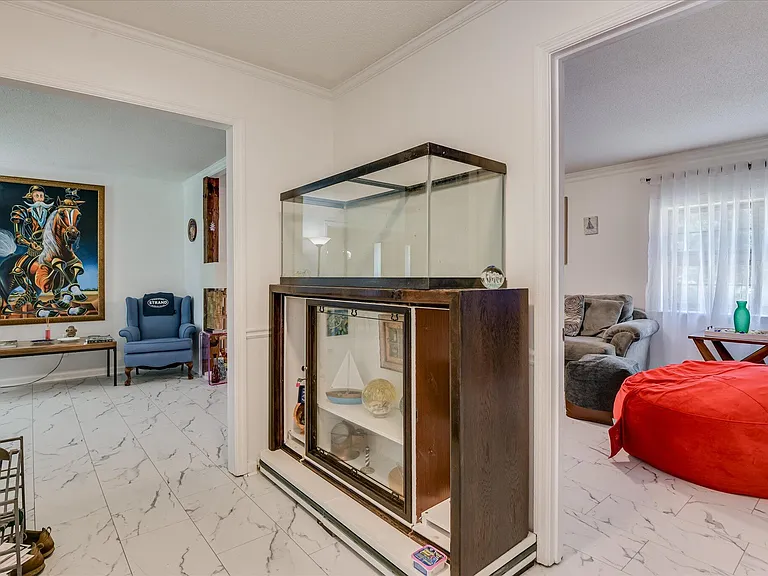 3648 Jamaica Dr — Photo 3