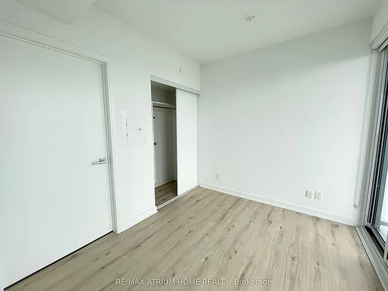 3 Gloucester St #4303 — Photo 23