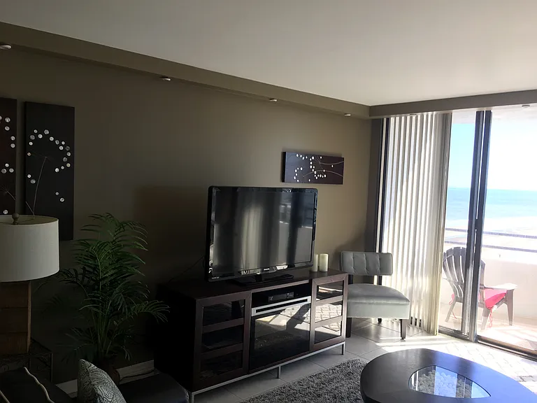 2828 N Atlantic Ave #704 — Photo 7