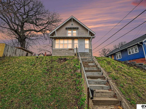 1214 S 25th Ave, Omaha, NE 68105