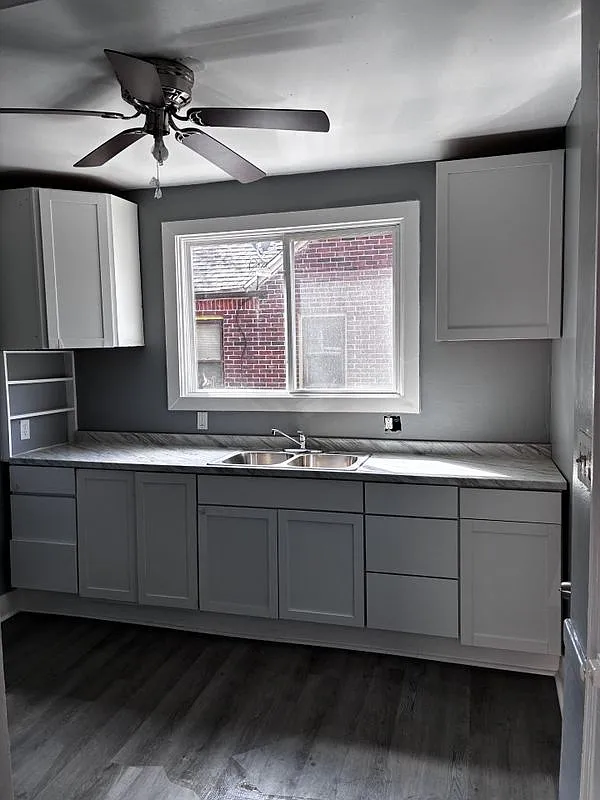 5 bed, 2.0 bath, 1448 sqft, $2,000 — Photo 4