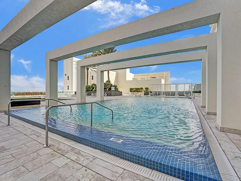 101 S Fort Lauderdale Beach Blvd #806 — Photo 44