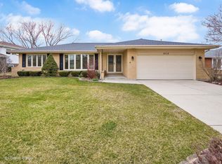 8118 Sawyer Rd, Darien, IL 60561