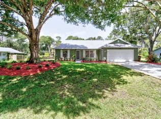 2735 47th Avenue, Vero Beach, FL 32966